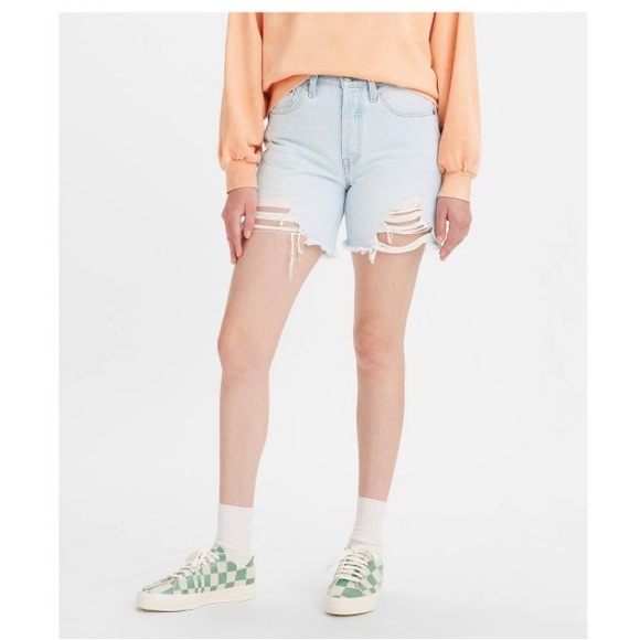Levi's Women's 501 Mid-Rise High Rise Jean Shorts 6 inch inseam Cut Off NWT - Picture 1 of 7